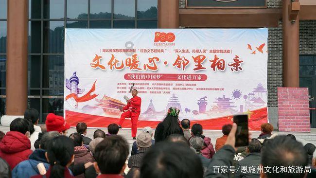 吴建豪亲自操刀,周星驰离子烫新造型引热议,网友:妩媚动人